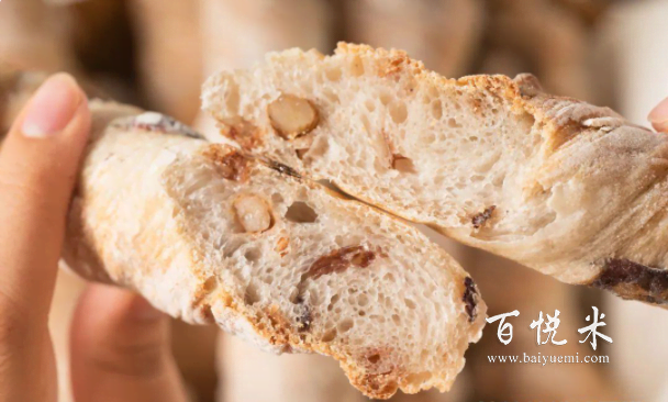 堅果扭扭棒，這面包無油無糖，健康美味，減脂黨最愛